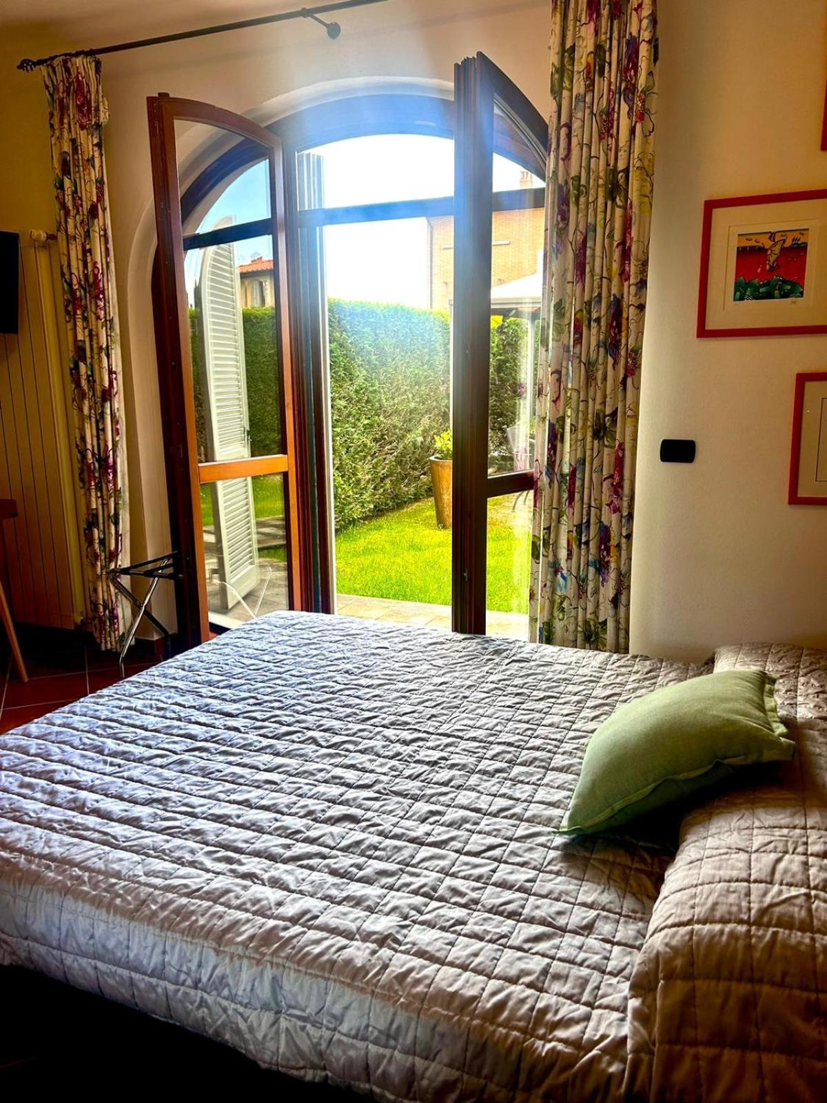 カステルヌオーヴォ・ベラルデンガ Casa Paola Nel Chianti Bed & Breakfast 部屋 写真